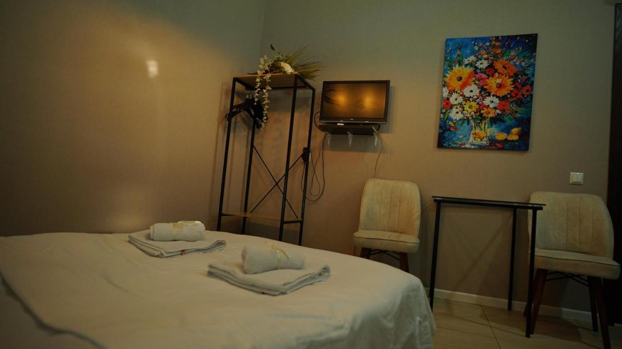 Cozy Flat In Center Of Tbilisi Apartment ภายนอก รูปภาพ